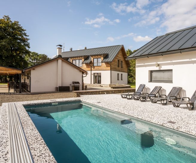 Pronájem chalupy s bazénem